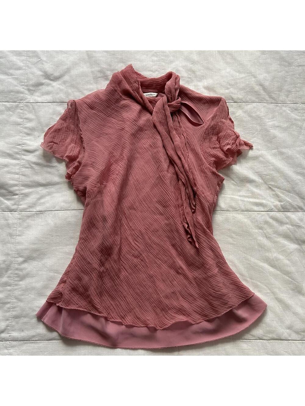 Banana Republic Mauve Pink Silk Blouse Tie Neck Flutter Sleeve Size Large